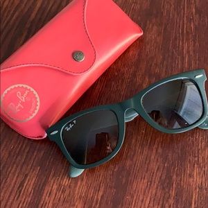 Limited edition RayBan wayfare sunglasses(unisex)